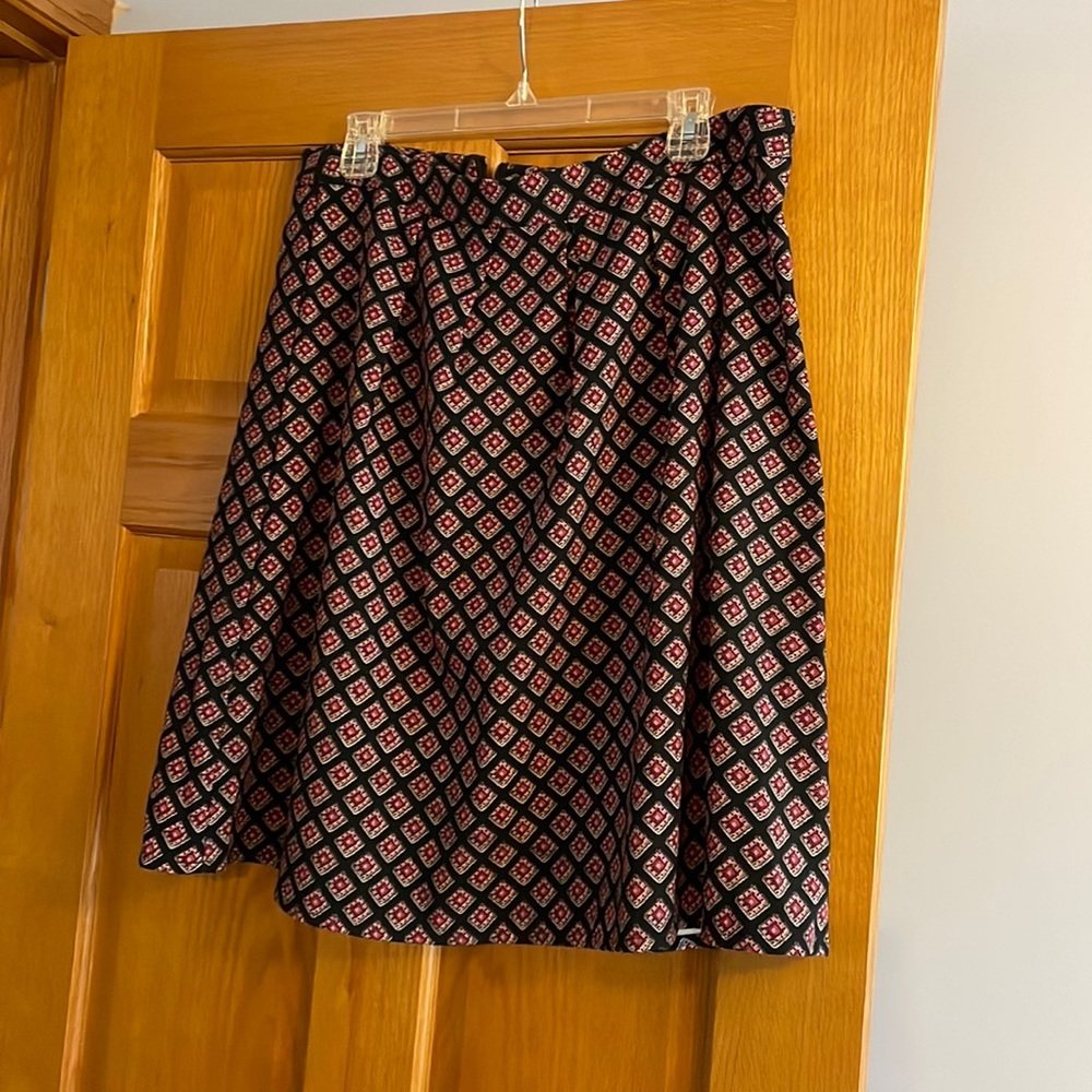 Ladies skirt